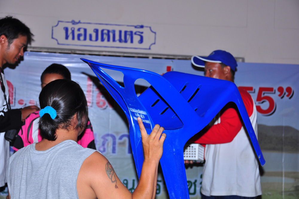 ขายหน้าจริงๆ กับพี่คนนี้ ไม่อยากบอกว่ามาด้วยกัน

 :angry: :angry: :angry: :laughing: :laughing: :l