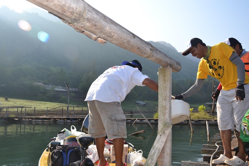 เรือ น้าต้นมาแล้ว ไต๋ หน้าคุนๆ เนอะ :love: :love: :love: :love: :love: :love: