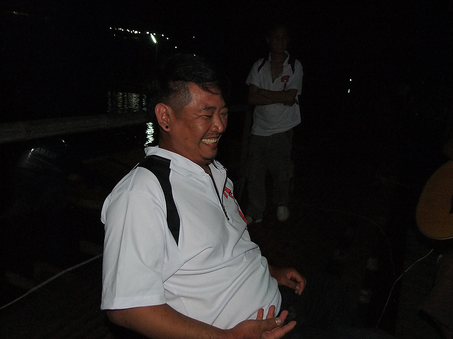 [b]อีน้านู๋ ก็ชอบใจ ที่คู่นี้เค้ากำลัง จะสี กันอ่ะ อิอิ[/b]
 :laughing: :laughing: :laughing: :laug