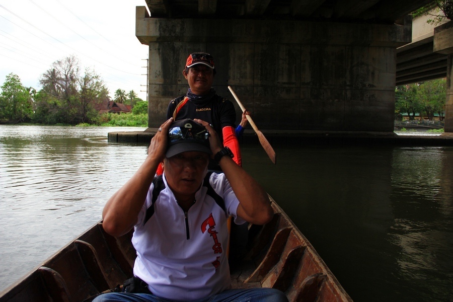 คนพร้อมมมมมม   เรือพร้อมมมมมมมมม

วันนี้เอ ต้องทำหลายหน้าที่ เลยครับ เนื่องจากลงหลายคน กลัวป๋าจะพา