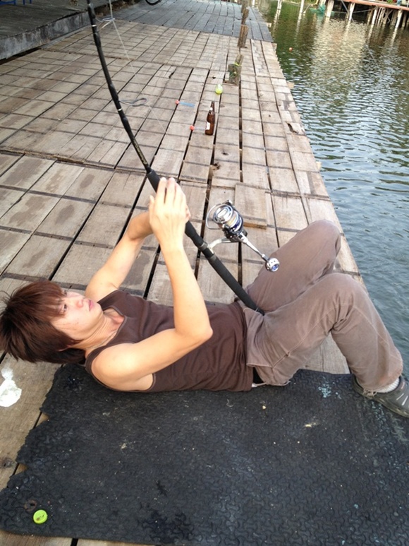 น้อง top บอกเริ่มไม่ไหวแระ  ก็ดูอัดแต่ละตัว ปิดเบรคสุดๆ