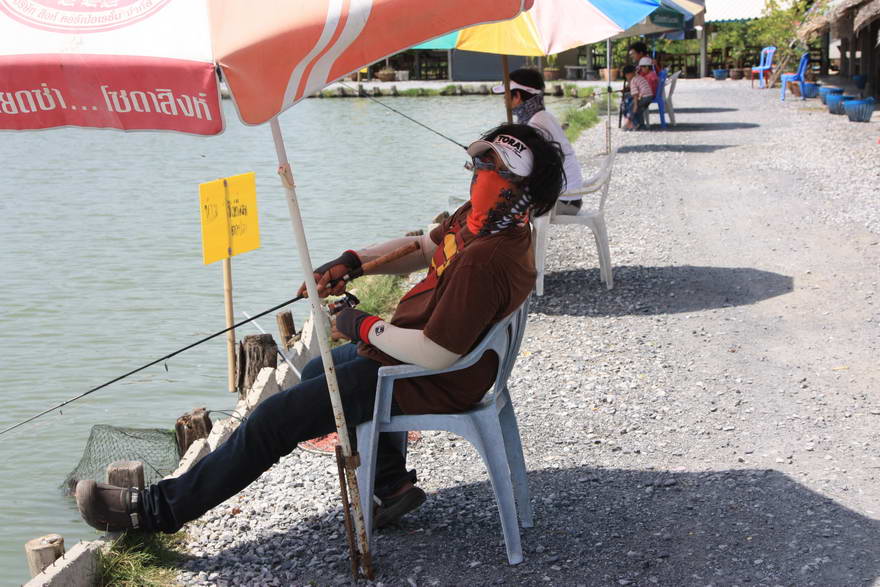 เคาะ เคาะ :cool: :laughing: