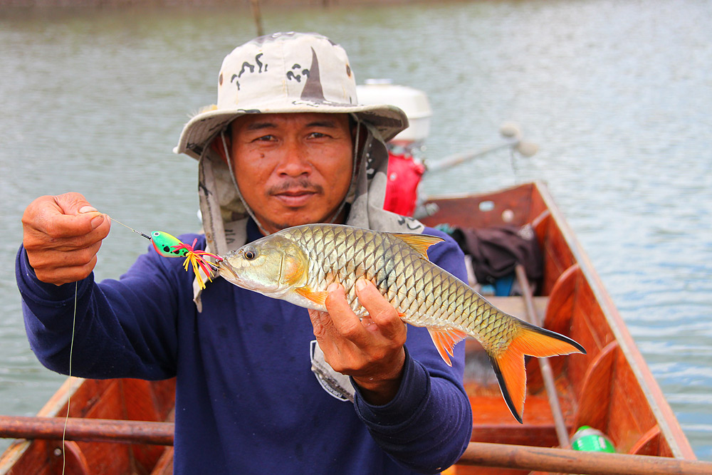 แถมอีกหล่อ Jack Lure ครับ :laughing: