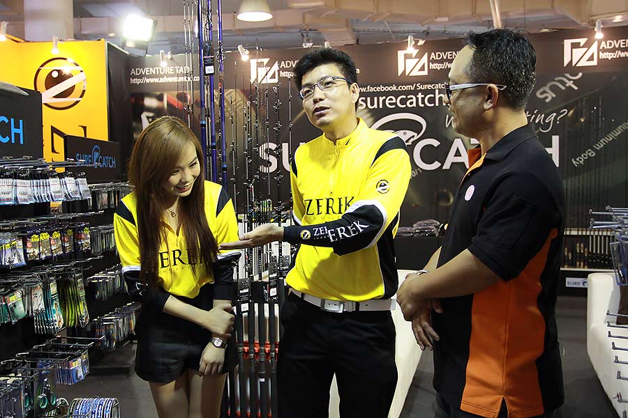 ลุงโอ๋ ถามว่าปีนี้เน้นสินค้าไปที่ตัวไหน

ซึ่งทางเราตอบว่า ปี้นี้เรามีการทำตลาดที่ชัดเจน เราคงจะเน้