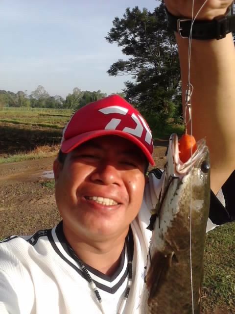 เอ้อ ยิ้มบ้างไรบ้าง
มันต้องอย่างนี้ 
 :laughing: :laughing: :laughing: