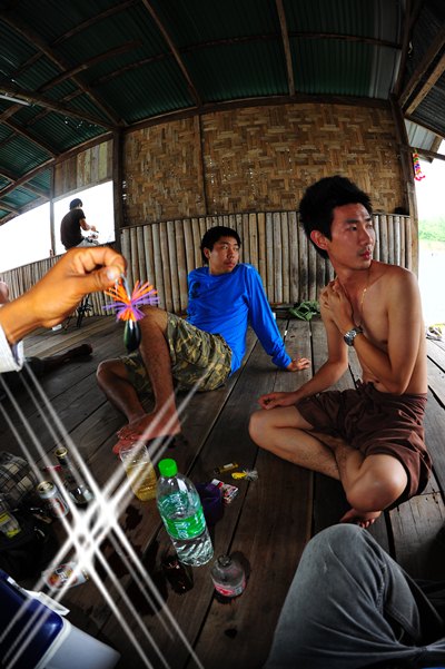 ใกล้เที่ยงแล้ว...พักกินข้าว กิน.....ก่อนล่ะกัน :cheer: :cheer: