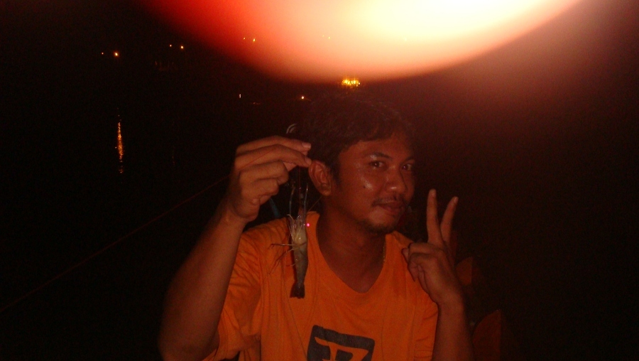 ขอนิดนึงครับ  :laughing: :laughing: :laughing: :laughing: :laughing: :laughing: