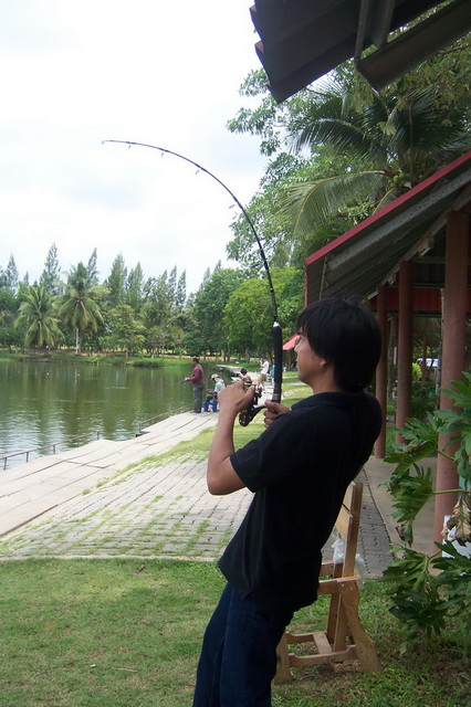 ส่วนคันที่เป็นคัน Okuma Similan PE เท่าไรจำไม่ได้ พี่ชายผมเอามาเทสเช่นกัน หลังจากทริปทะเลครั้งที่แล้