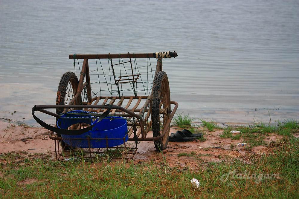 เทรเลอร์ ของเรือ ลำด้านบน... :laughing: