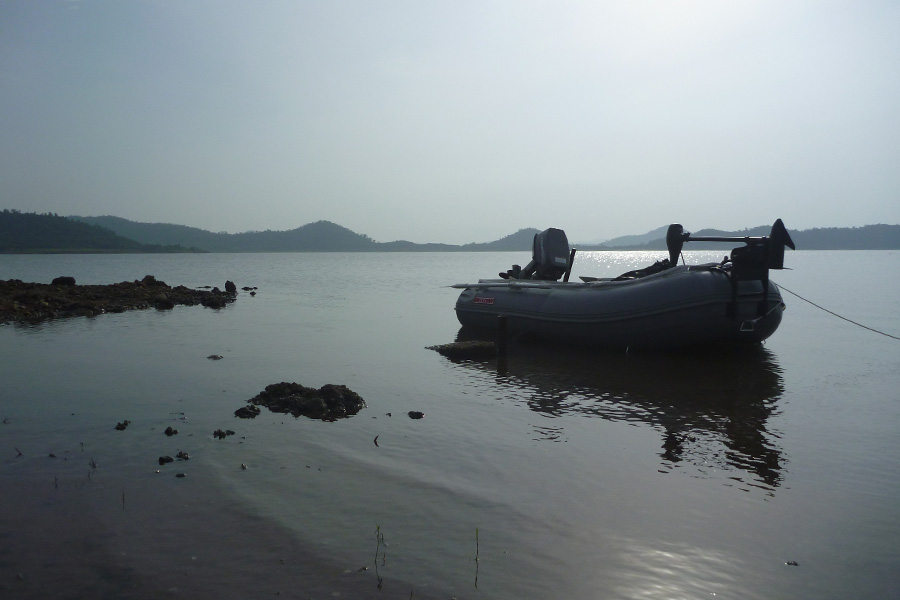 มัวแต่ นุ่น นี่ นั่น ประกอบเรือเสร็จ 8 โมงเช้า  :laughing: :tongue: