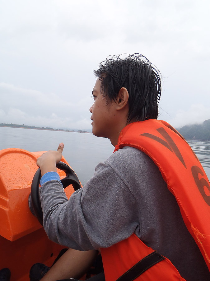  [b]น้าตุ๊กเจ้าของเรือ มุ่งมั่นๆๆๆๆๆ[/b]