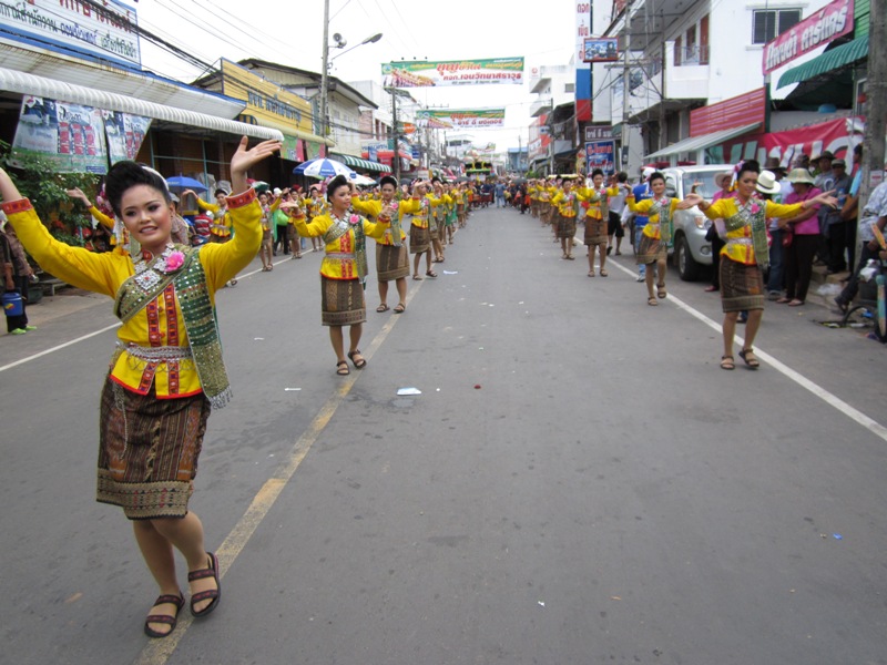  :cheer: สวยงามทีเดียวครับ  :cheer: