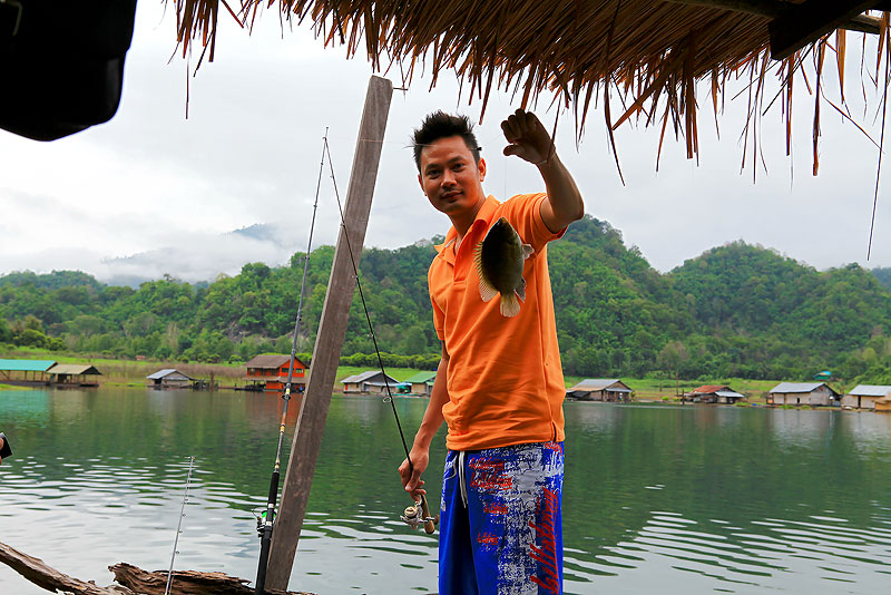 พอจะแก้เหงาไปได้บ้างเนอะ...น้องเล็ก

 :laughing: :laughing: :laughing: :laughing: :laughing: