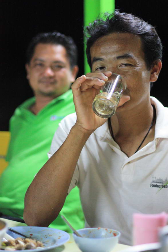 กัปตันต่อ หวานๆๆๆๆๆ :laughing: