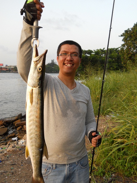 วันนี้เจอโจทย์เก่า  งั้นเอาไปเลย

มือสังหารตัวเดิม RAPALA ตาเดียว จากทริปที่แล้ว:grin: :grin: :gri