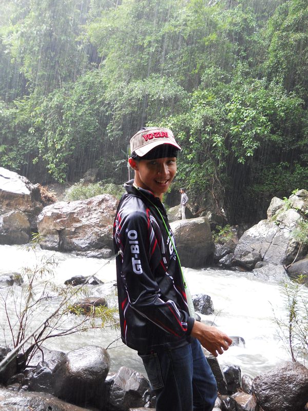 ยังไม่พอ ฝนตกหนักอีก  :laughing: :laughing: :laughing: