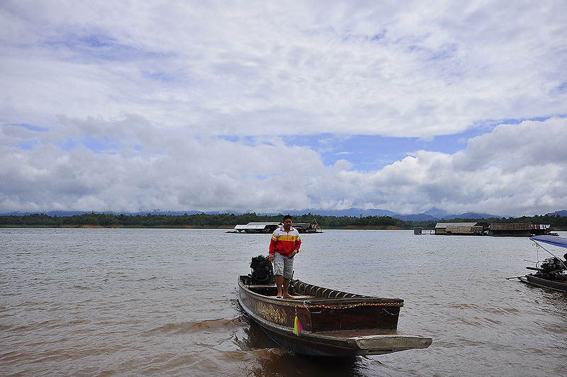 เอาล่ะ     เรือมารับไปแพแล้ว :grin: