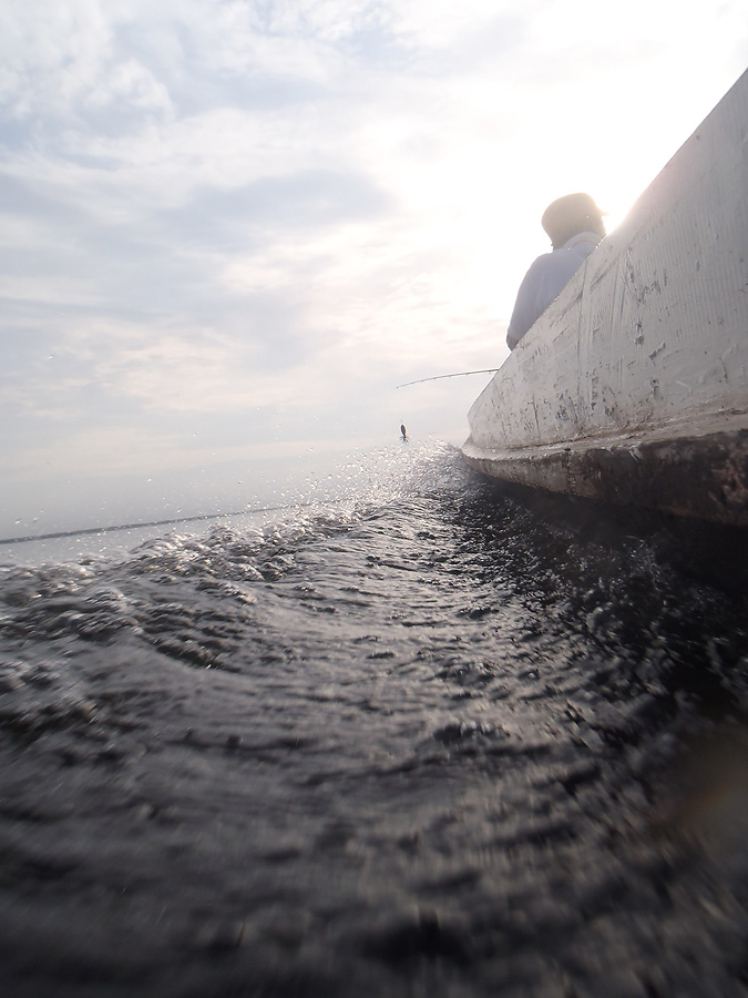  [b]เรือเล่นฉิว นั่งเรือยามเช้าแบบนี้ชุ่มฉ่ำหัวใจจริงๆ ยิ่งปลากัดดี ด้วยแล้วถึงแม้ว่าปลาจะไม่กัดได้ม