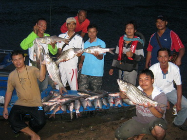 ลำแชะ Bluefishing Team