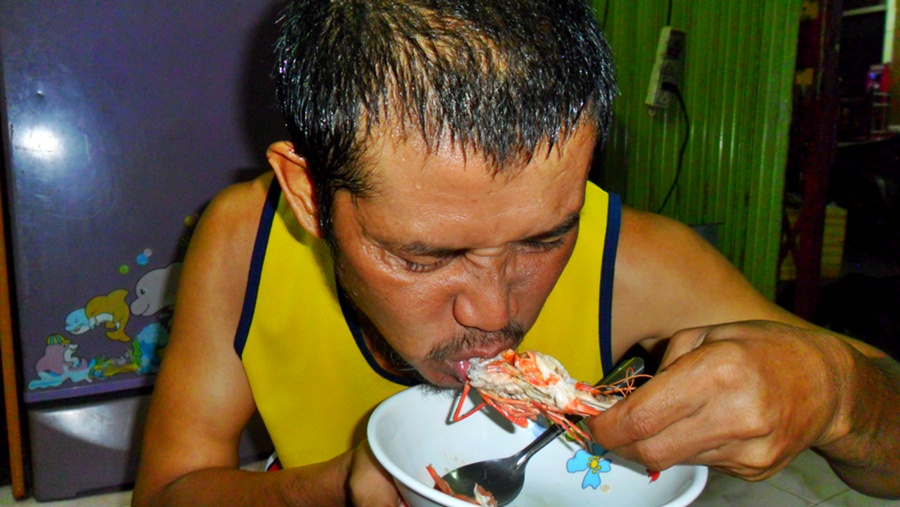 โอโหลุงอึ่งหิวมาจากไหนเนี้ยะ :grin: :grin: :grin: