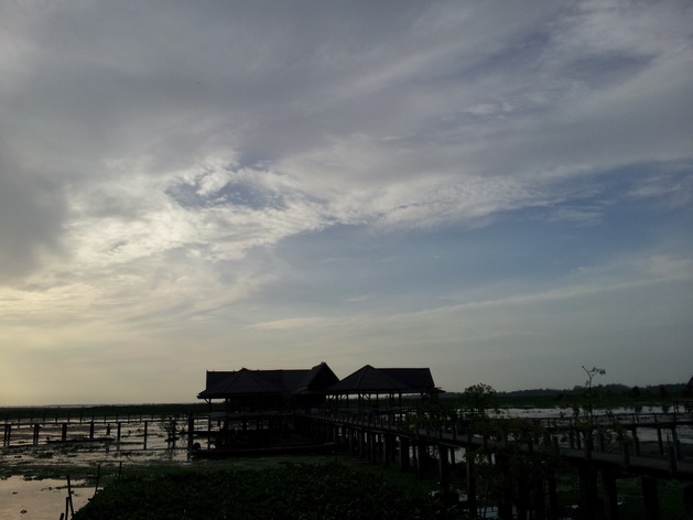 ลองย้อนแสงดูสวยไปอีกแบบ