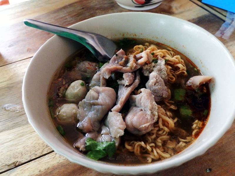 ขอตัวต้มมาม่ากินก่อนนะคับเห็นแล้วหิว (จิงๆนะคับ)
