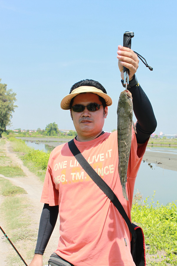 โดนจนได้อะไรกันตีไปกี่ไม้เนี้ยเพ่ :cool: