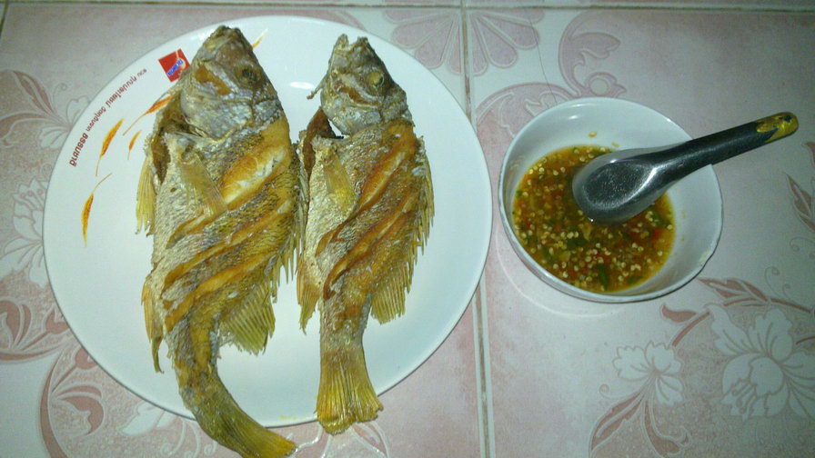 ทอดราดพริก  :umh: :umh: