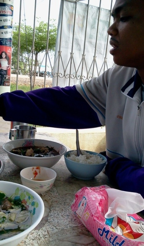 [q][i]อ้างถึง: A21 posted: 25-06-2555, 23:51:56[/i]

ตามชมด้วยครับ... :cheer: :cheer: :cheer:[/q] 