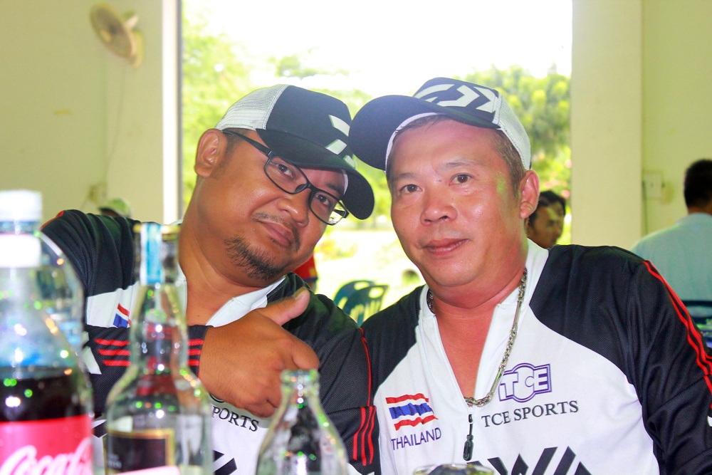  :grin:สองหนุ่มดูโอ้ :laughing: :laughing: :laughing: :laughing: :laughing: :laughing:
