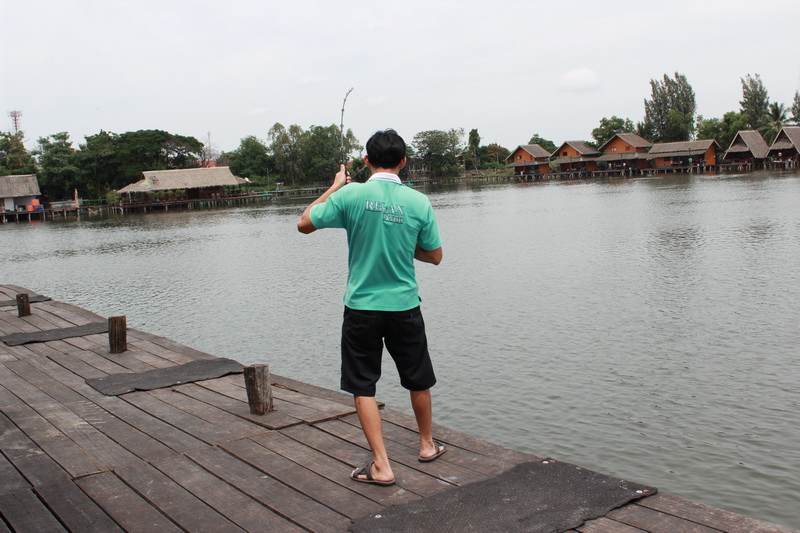 ด้านหลัง    :cool: :cool: :cool:
