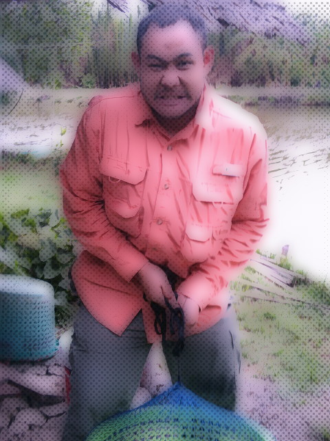 ยกอารายม่ายรู้ .......................... สงสายจาหนาก  :laughing: :laughing: :laughing: :laughing: :