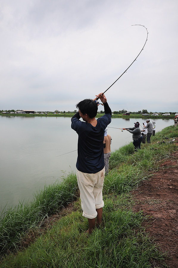 ฝนจะตกอีกแล้ว เก็บภาพนี้แล้วขอวิ่งกลับเข้าที่พักก่อนเน้อ :grin: :grin: :grin: :grin: