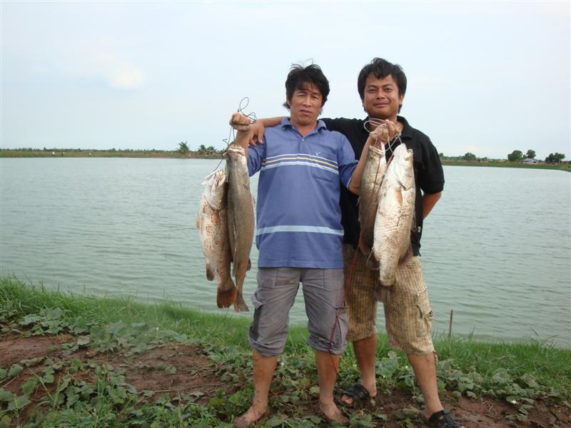  [b]ขอบคุณทีมงานแก่งคอยทุกท่านเลยนะครับ[/b]