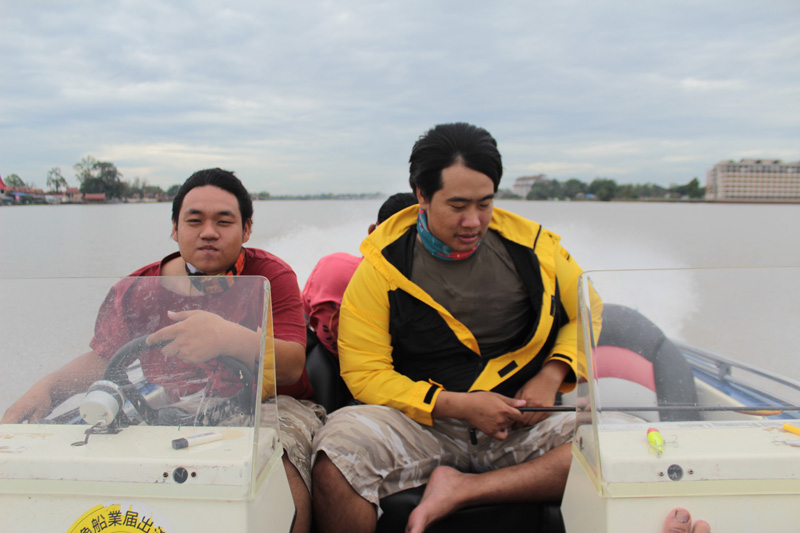 เรือด่วนมาแล้ว ไอ้น้องน็อตขับเร็วมาก