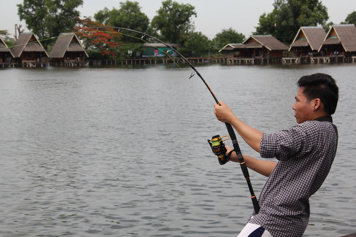 เปลี่ยนฝั่งบ้าง  :smile: