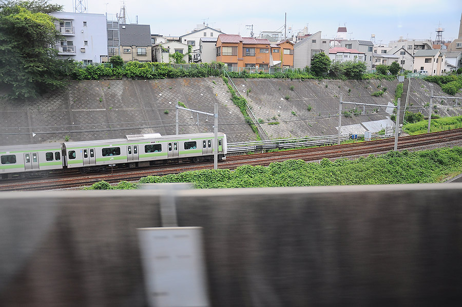 นั่งรถไฟไปคิดถึงสุภาษิตที่ว่า....หลงทางเสียเวลา แถมอดตกปลาอีกต่างหาก :cry: :cry: :cry: :cry:
