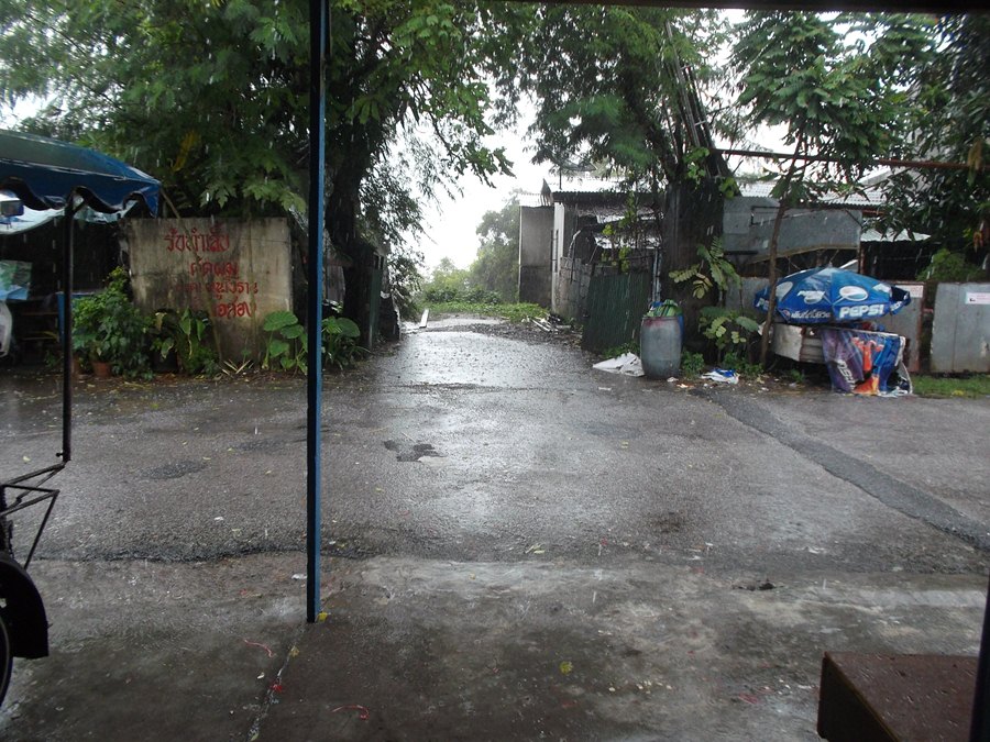 อ้าบเบ้ๆ ฝนซาแล้วววว :laughing: :laughing: :laughing: