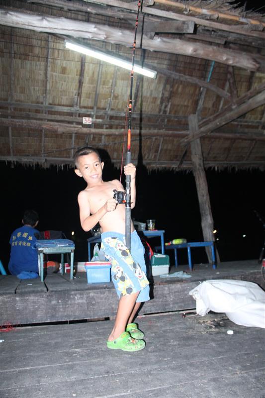 ขออีกซัก 1 ภาพครับน้าๆ  แบงค์จาหมดแรงแว้วววววว........    :laughing: :laughing: :laughing: :laughing