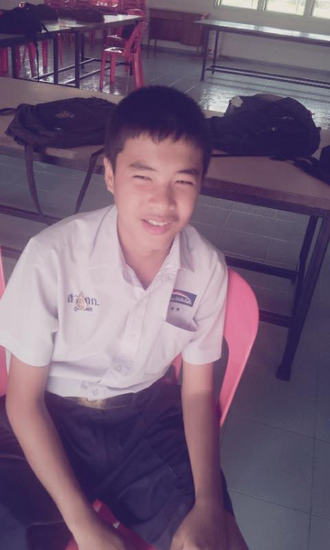 นอกนั้น เป็นผลงาน ของเพื่อนผม ถ่ายกันเล่น 55+++ :laughing: :laughing: :laughing: :laughing: :laughin