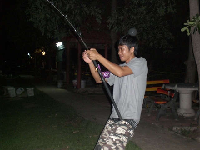 อ้าว!!!!นึกว่ากลับบ้านไปซะล่ะ :laughing: :laughing: :laughing: :laughing:
