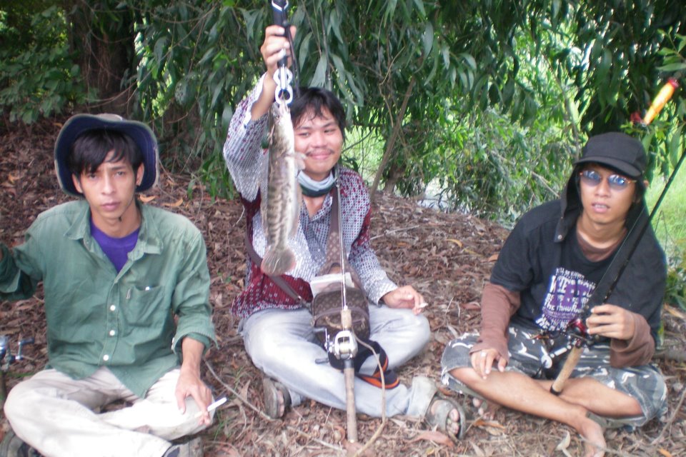ระหว่างนั่นพักไม่มีไรทำ 5555+ :laughing: :laughing: :laughing: