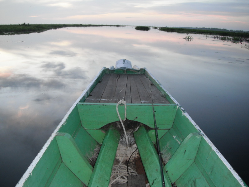 รูปนี้ เหมือนเรือ วิ่งไปบนก้อนเมฆเลย 
