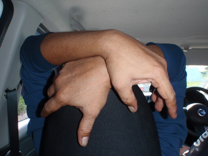 '' มืออ่อน ''  :laughing: :laughing: :laughing: :laughing: :laughing: :laughing: :laughing:
