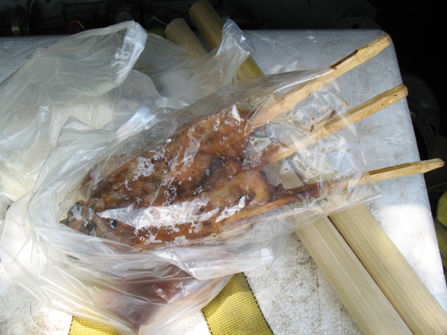 พักกินข้าวเช้า+เที่ยง :umh: :umh: