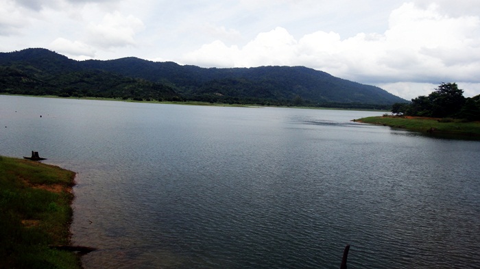 :love: :love: :love: :love: :love: :love: พอช่วงบ่ายก้อเงียบครับ.................+กับมีลมแรงครับก้