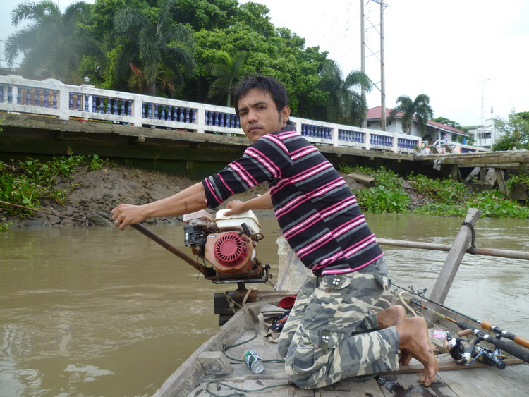 นี้ครับไต๋ผมวันนี้ ไต๋ปลวก แห่งบ้านโพธิ์ ทริปนี้ลงเรือกันสองลำเหมือนเดิมครับผม  :grin: