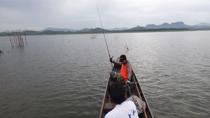 เพื่อนเปิ้ลร่ายคาถาเอาปลาเข้าสวิงแล้วยกขึ้นมาบนเรือเรียบร้อย


[q][i]อ้างถึง: Ultra posted: 30-07
