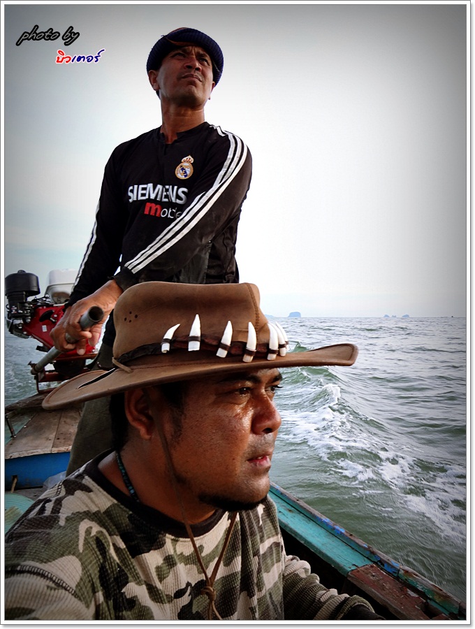 [q]อ้างถึง: NHooM posted: 31-07-2555, 13:32:08

เอาทุกสิ่งจิงนายช่างนี้
 :grin: :grin: :grin: :gr