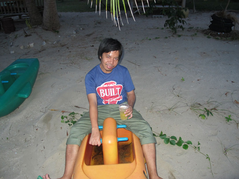 อ.หนูเป็นเด็กอีกครั้งครับ  :laughing: :laughing: :laughing: :laughing:
